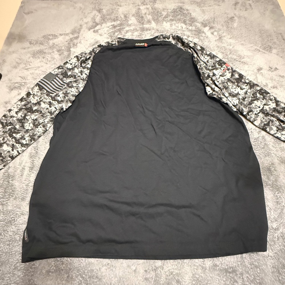 Ariat Work FR Mens XXL Black Digital Camo Raglan Long Sleeve T-Shirt CAT 2 NFPA - Picture 2 of 8